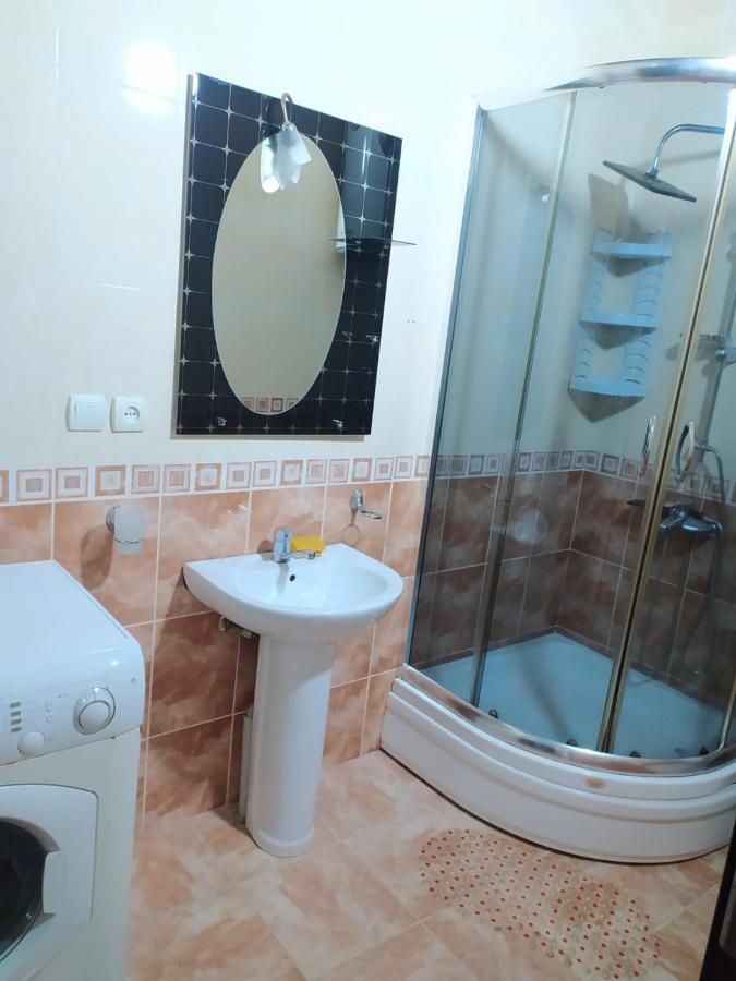 Apartment On 26 May Str Batumi Eksteriør bilde
